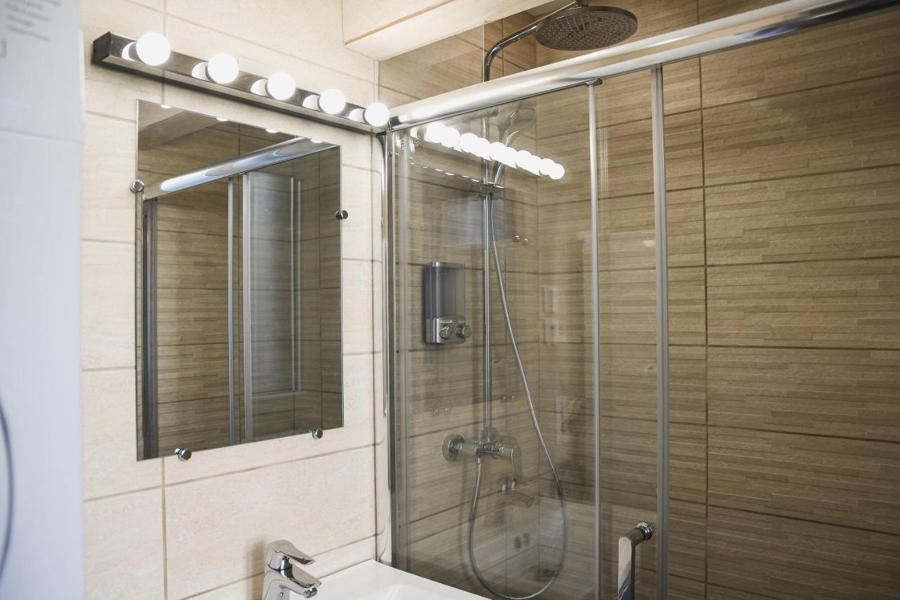Monkey 2 Salles De Bain Hypercentre 6 Pers Epernay Luaran gambar